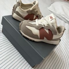 baby new balance runners