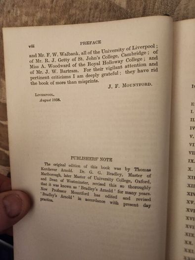 Bradley's Arnold Latin Proes Composition. Edited By J. F. Mountford. 1963 Hardback In Good Condition. See Photos For Same.
