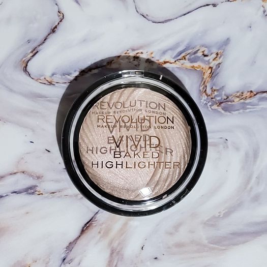 Revolution Vivid Baked Highlighter - Peach Lights - New