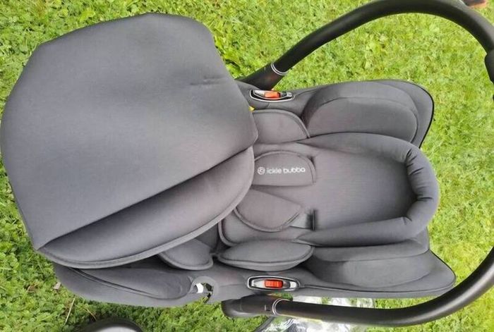 Ickle Bubba Travel System