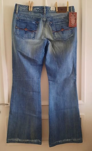 L7B by Little Big denim jeans 32 waist and 32 leg in excellent condition with no issues and new with tags FREE STANDARD POSTAGE INCLUDED