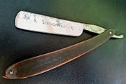 Vintage antique French Straight Razor L'Indegotable - Shave Ready