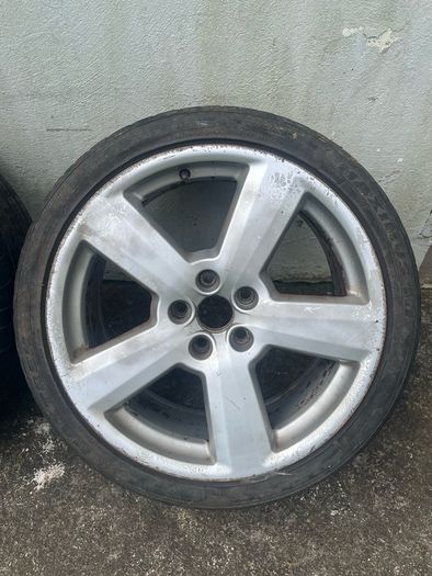 alloys and tyres