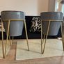 flower pots with stands Image 3