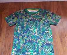 ONeills Eire T Shirt 10-11 years
