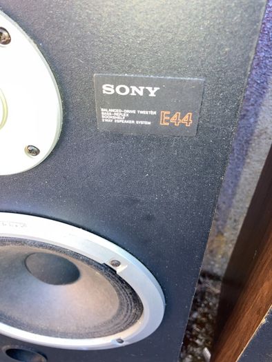 Sony speakers 2 pairs in great condition