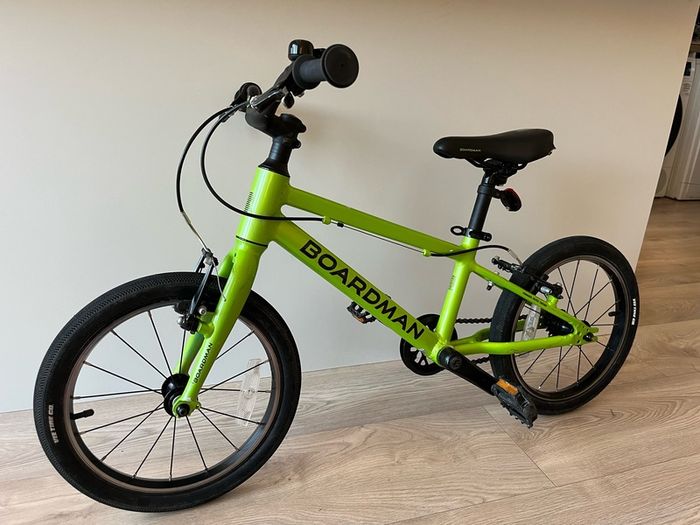 Boardman JNR 16 Kids Bike - Lightweight in Excellent Condition