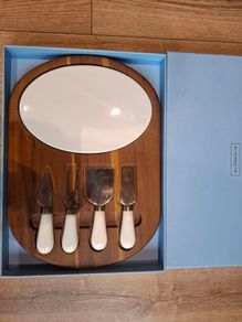 Newbridge Cheese Board Set