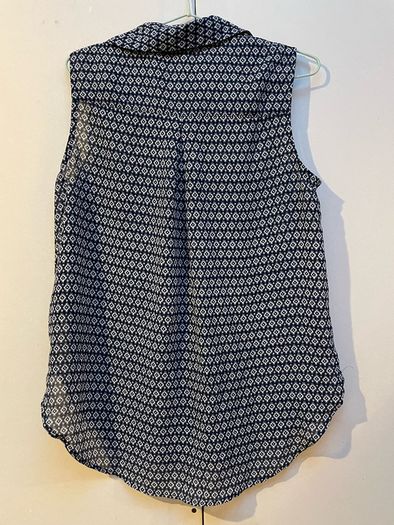 Bundle of Women Tops (8)