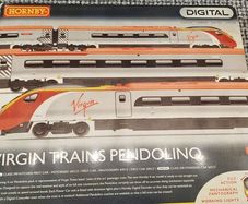 Hornby R2457x Virgin Trains Pendolino Digital Train Pack, Mint