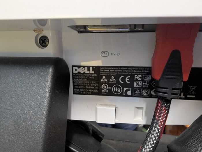 Dell 24" st2410b monitor