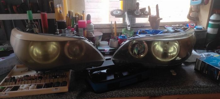 BMW e60 headlights