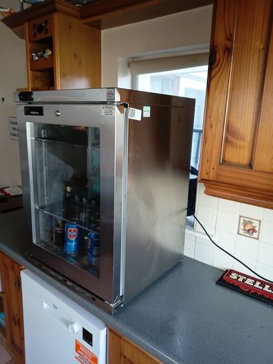 cooler/fridge