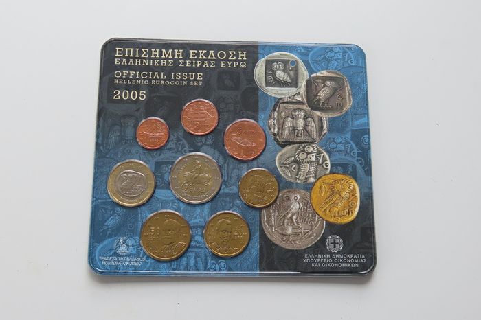 GREECE EURO official mint set 2005 Uncirculated coins