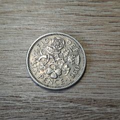 Great Britain UK 1960 Six Pence Elizabeth II Coin - free standard postage