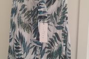 New with tags beautiful shiffon print top