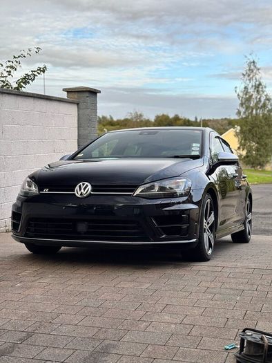 2014 Volkswagen Golf R