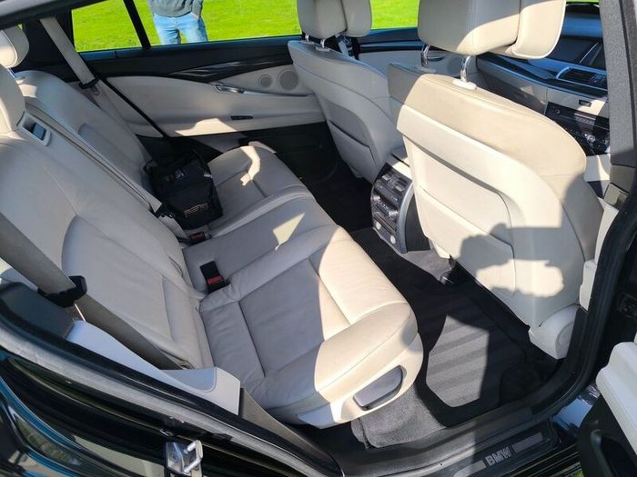 BMW 5-Series 2010