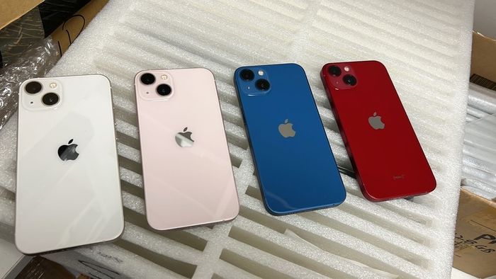 iPhone 13