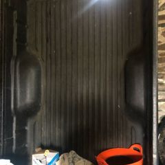 Single cab pickup tub bed liner