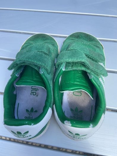 Adidas Gazelles Green size 5K (infant)