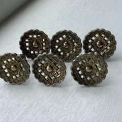 Antique Style Knobs
