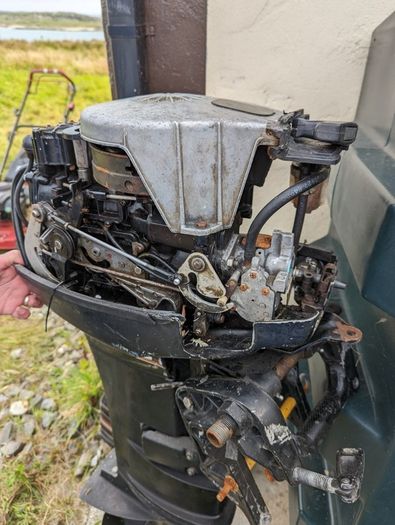 25 HP Mercury Needs Work