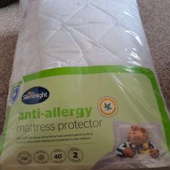 anti allergy mattress protector