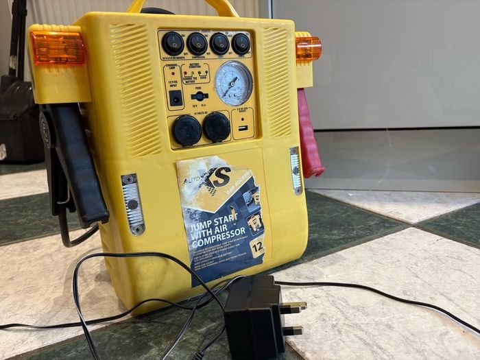 Car Jump starter Air compressor