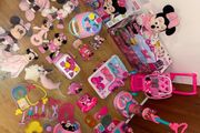 Minnie Mouse bundle toys