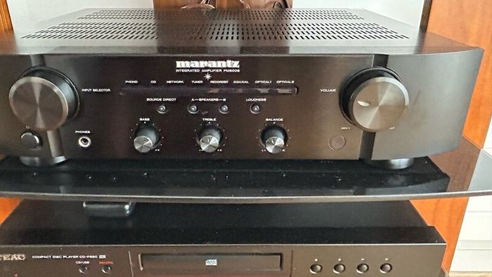 Marantz PM 6006 amplifier with Bluetooth adapter