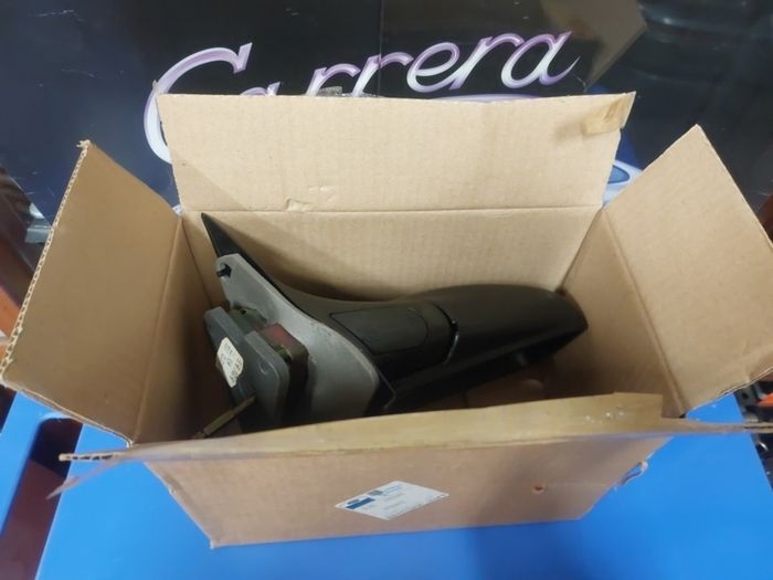 Mk5 escort passenger door mirror