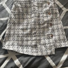 girls skirt 11-12