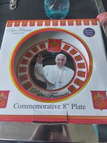 pope Francis commemorative plate Ireland 2018