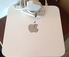Apple Time Capsule