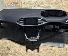 Dashboard Peugeout 308 2016