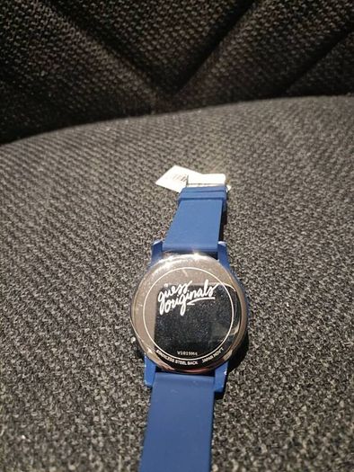 Guess watch original. Brand New