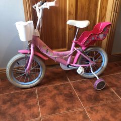 Girls pink bike