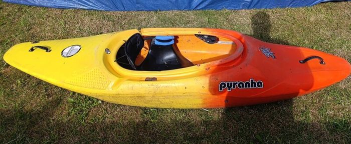 Kayak Pyranha InaZone