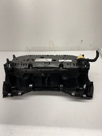 3G0920751B Volkswagen PASSAT B8 2016 Diesel speedometer instrument cluster a2l4b35s