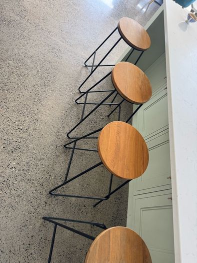 island stools