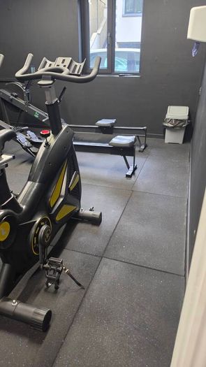 Gym Floor Mats 1m x 1m 20mm. 30 per Mat