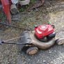 ride on and push mower Image 5