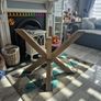 round dining table Image 3