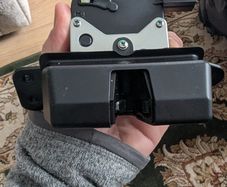 Hyundai i 40 estate boot lock