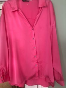 pink blouse