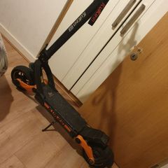 e scooter (KUKIRIN G3)(2025 EDITION) needs small repair.