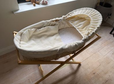Moses basket & stand