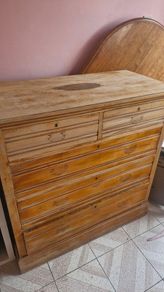 Chest of drawers