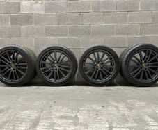 20-Inch Wheel Set Original Porsche Panamera 971